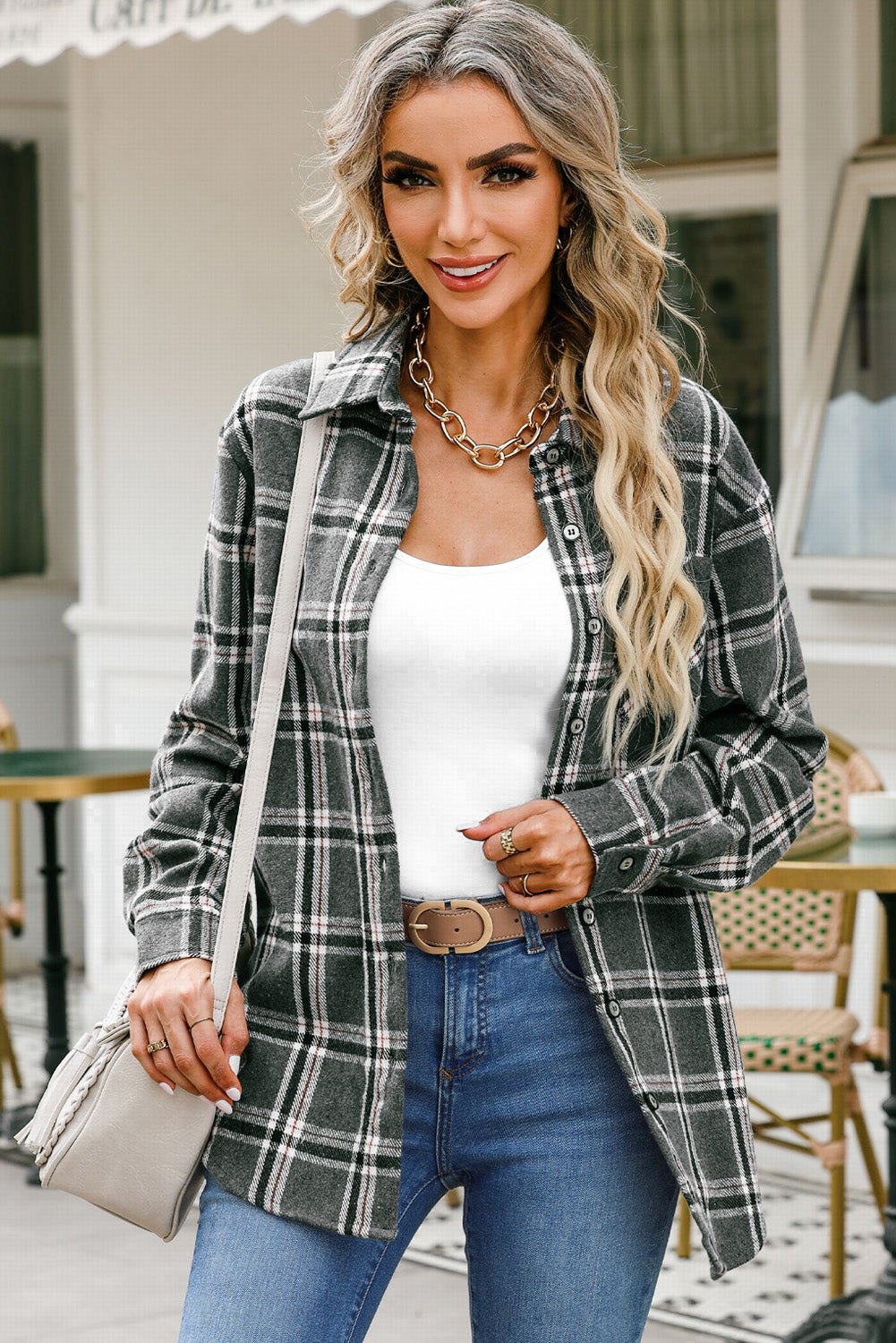 Collared Neck Long Sleeve Buttoned Shirt